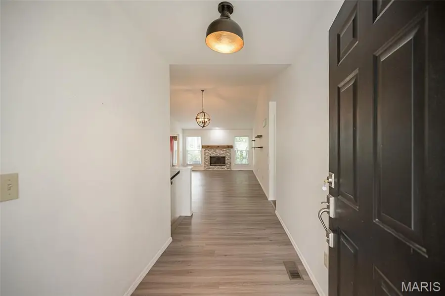 4437 Forest Dale Drive, Saint Louis, MO 63125 - #3