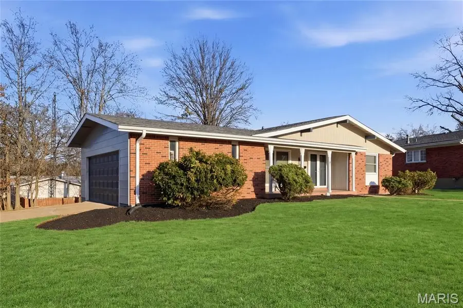 1 Hazelnut Court, Florissant, MO 63033 - #2