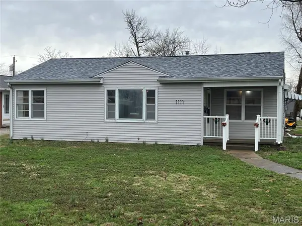 1111 Mulliken Street, Carlyle, IL 62231