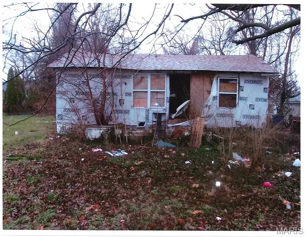 425 Godin Avenue, Cahokia, IL 62206