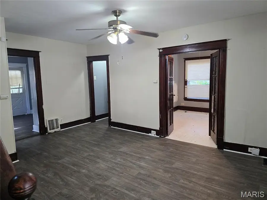 7212 Eunice Avenue, Saint Louis, MO 63136 - #2