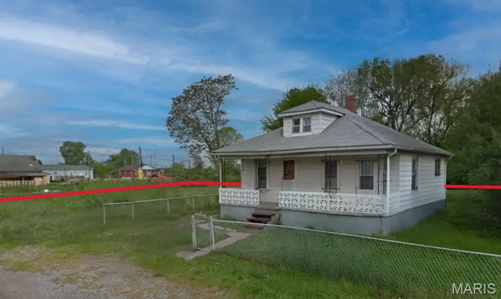 449 S 40th Street, East Saint Louis, IL 62207 - #1