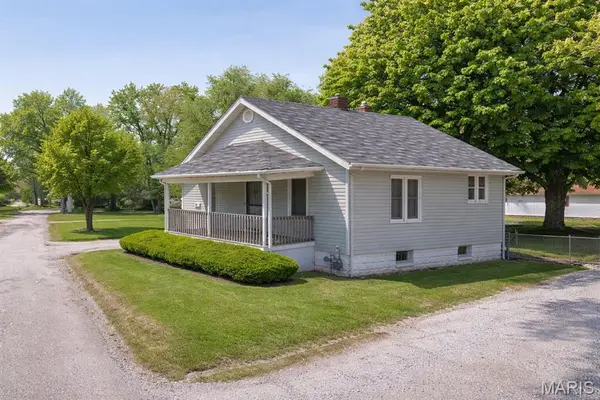 1339 N 53rd Street, East St Louis, IL 62204