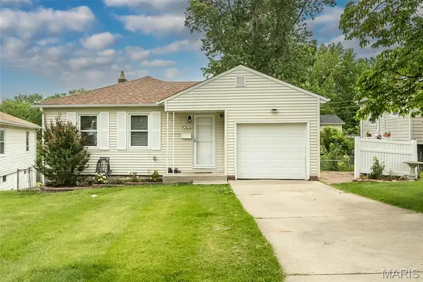 9305 Cloverhurst Drive, Affton, MO 63123