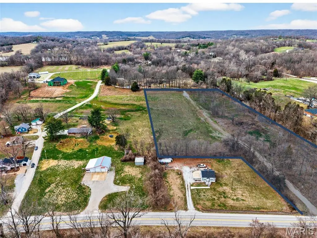 3077 S Highway 94, Defiance, MO 63341 - #1