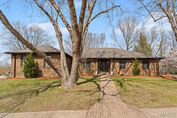 620 Wildwood Lane, O'Fallon, IL 62269