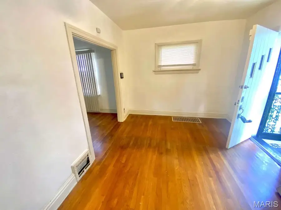 5994 Theodore Avenue, Saint Louis, MO 63136 - #2