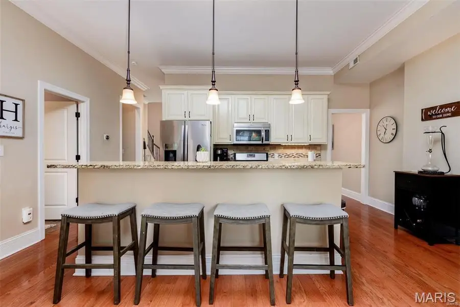 3614 Flad Avenue, Saint Louis, MO 63110 - #2