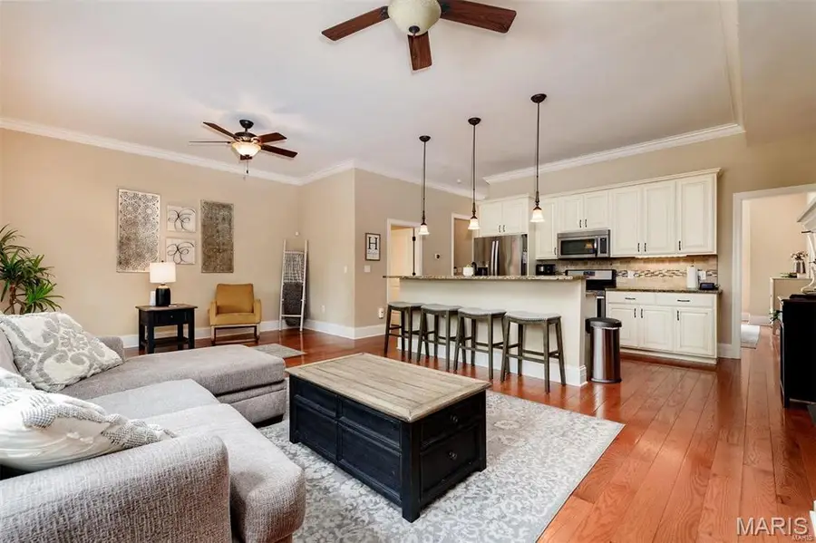 3614 Flad Avenue, Saint Louis, MO 63110 - #3