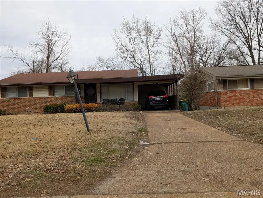 9742 Wendell Drive, Saint Louis, MO 63136 - #3