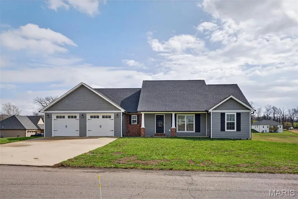 834 Lakeview Crossing, Cape Girardeau, MO 63701 - #1
