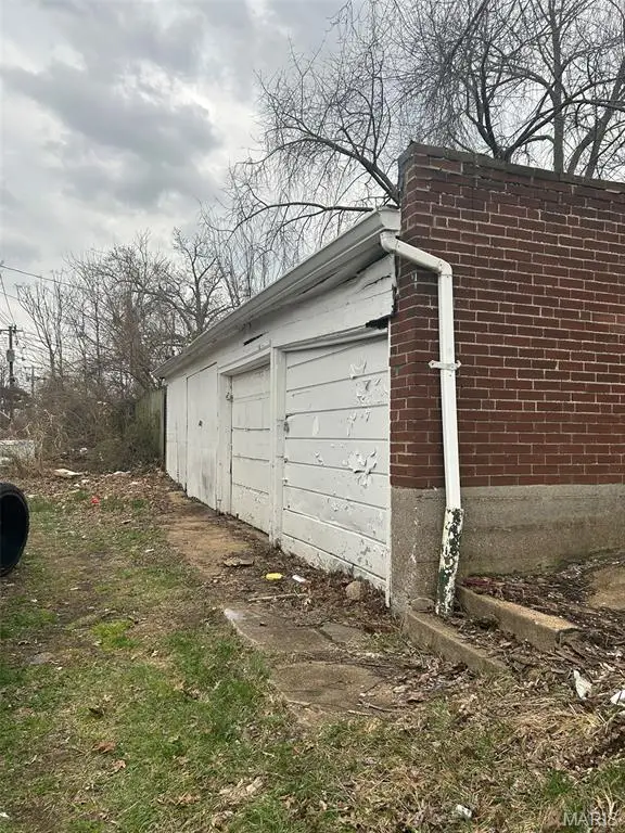 6045 W Florissant Avenue, Saint Louis, MO 63136 - #2