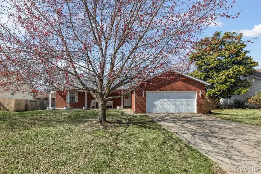 853 Mayfair Drive, Belleville, IL 62221 - #2