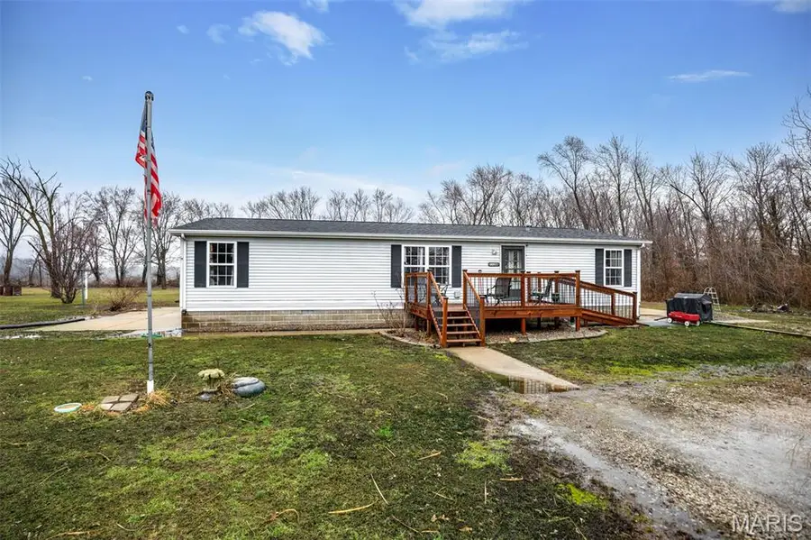 21398 Sunset Street, Mount Olive, IL 62056 - #3