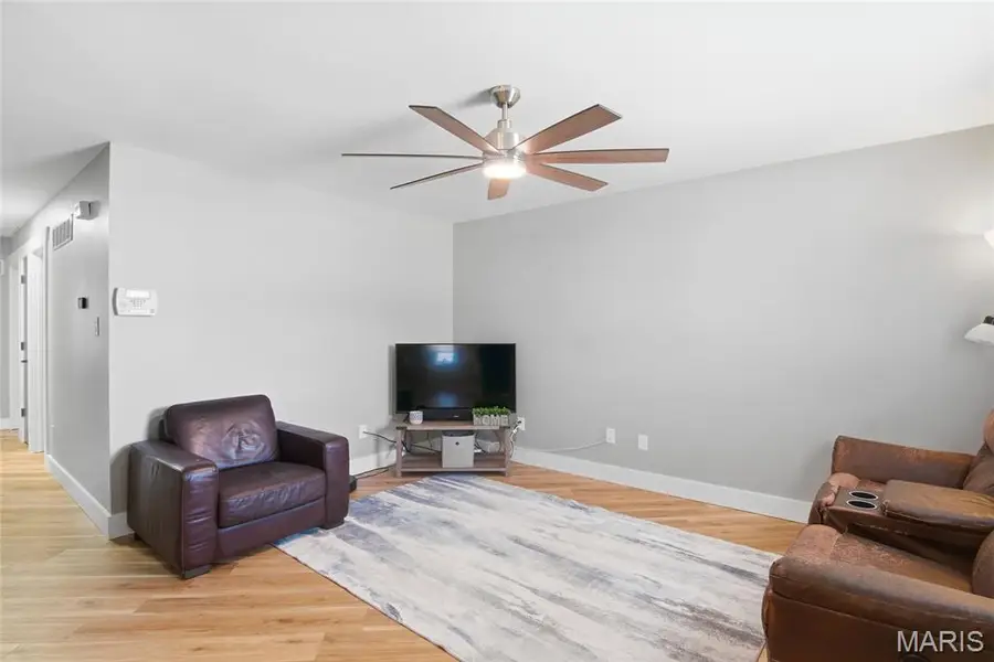 3024 Caroline Street, Saint Louis, MO 63104 - #3