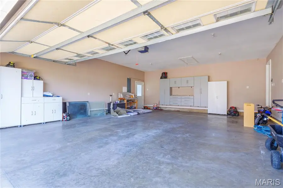 3 Mark Drive, Vandalia, IL 62471 - #2