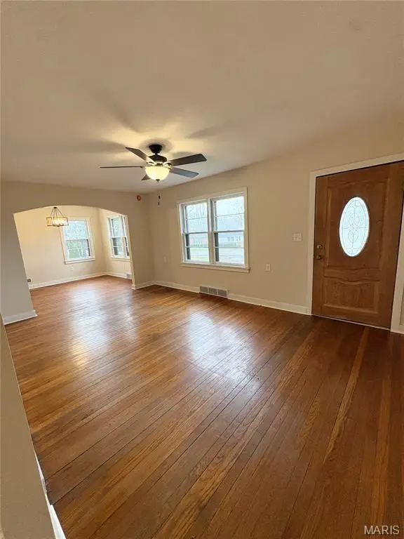 514 Sycamore Street, Scott City, MO 63780 - #3