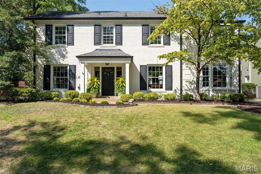 8033 Seminole Place, Saint Louis, MO 63105 - #1