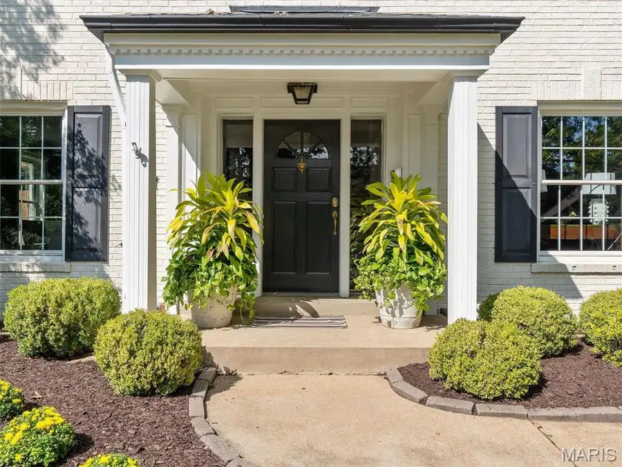 8033 Seminole Place, Saint Louis, MO 63105 - #3