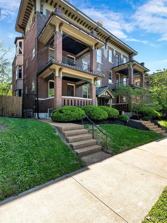 3548 Victor Street #2W, Saint Louis, MO 63104 - #1