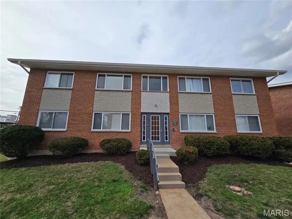 3 Bruce Drive, Florissant, MO 63031 - #1