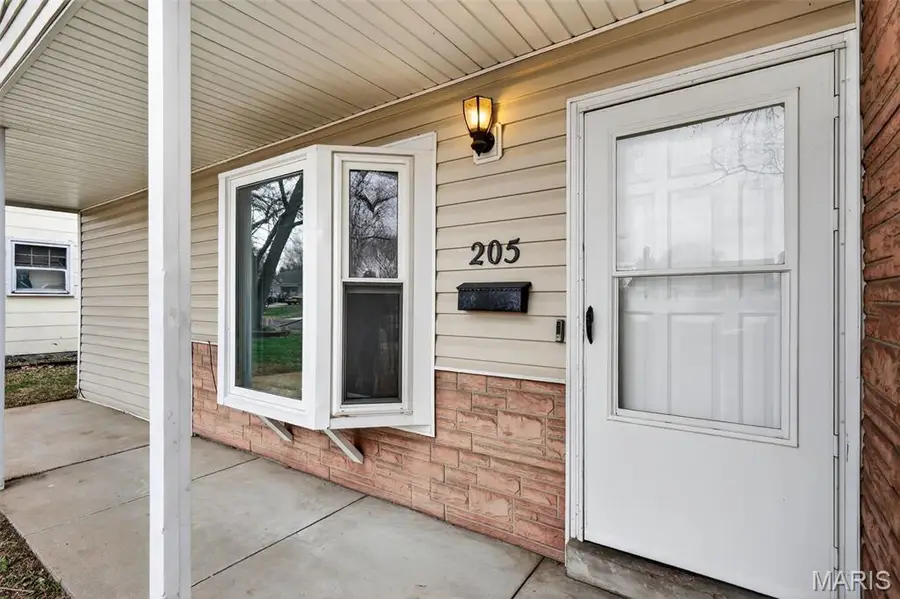 205 Brackleigh Lane, Florissant, MO 63031 - #2