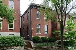 2307 S 11th Street, St Louis, MO 63104