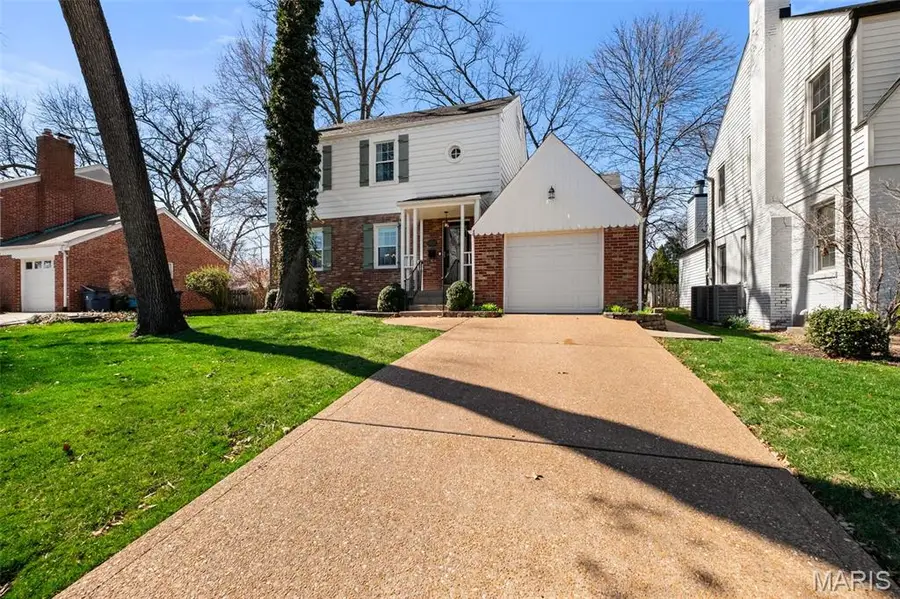 1635 Dearborn Drive, Warson Woods, MO 63122 - #2