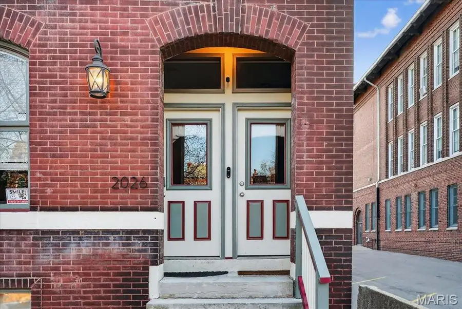 2026 Allen Avenue, Saint Louis, MO 63104 - #2