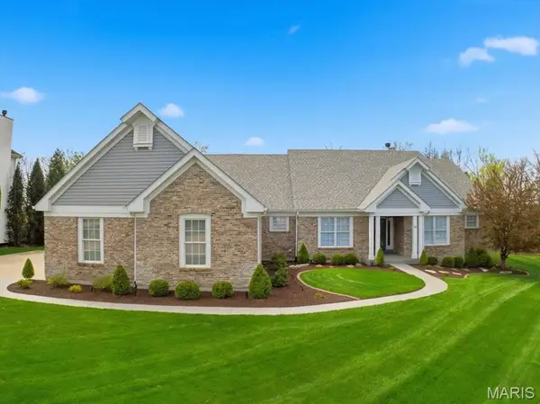 83 Saybridge Manor Parkway, Lake St Louis, MO 63367