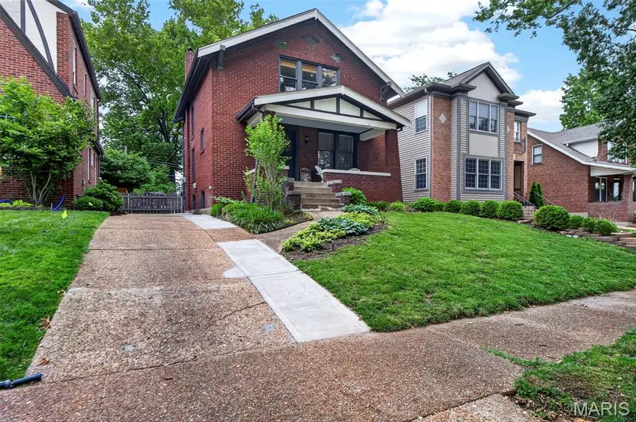7449 Amherst Avenue, University City, MO 63130 - #2