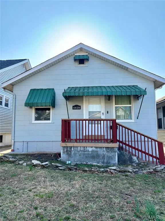 4428 Dewey Avenue, St Louis, MO 63116