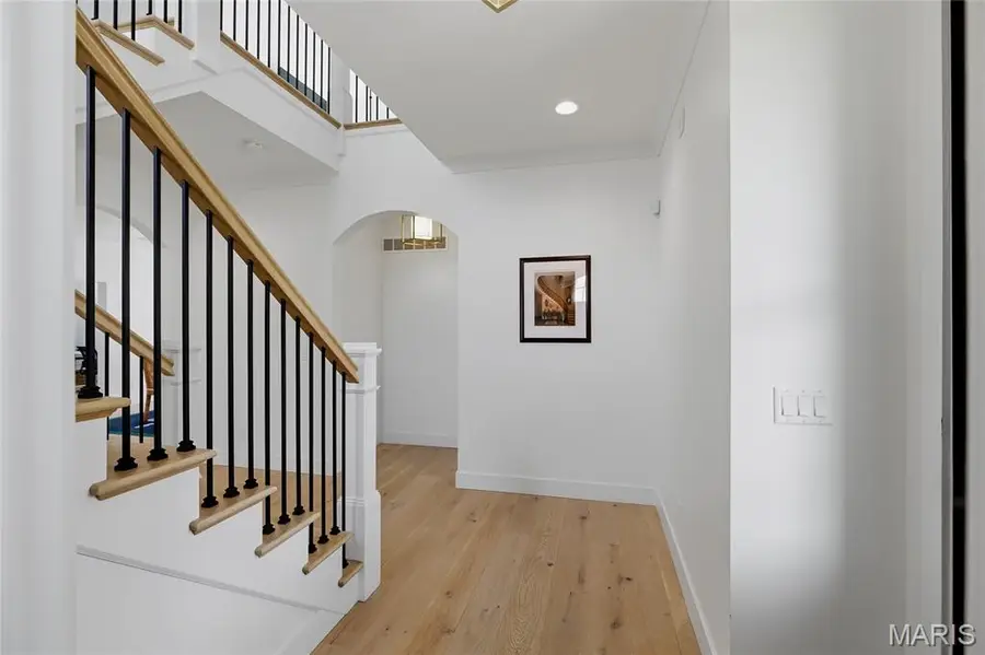 516 Arminda Avenue, Kirkwood, MO 63122 - #3