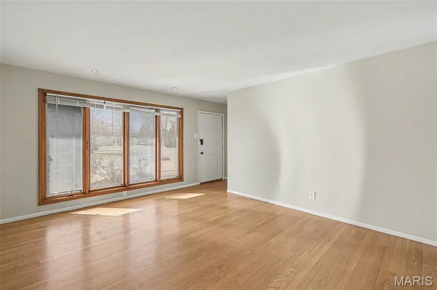 1125 Florland Drive, Florissant, MO 63031 - #2