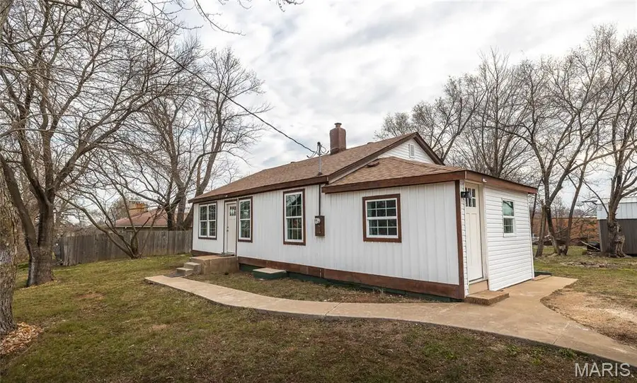 303 S Pine Street, Dixon, MO 65459 - #2