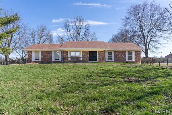 4212 Hueffmeier Road, Wentzville, MO 63385