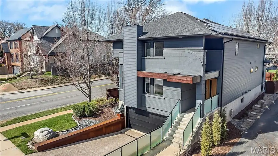 7489 Washington Avenue, University City, MO 63130 - #3