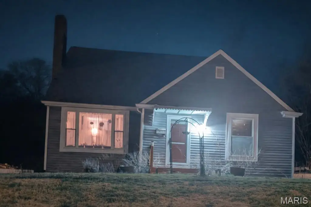 221 E Ofallon Drive, Caseyville, IL 62232 - #1