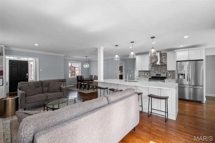 8142 Amherst Avenue, University City, MO 63130 - #3