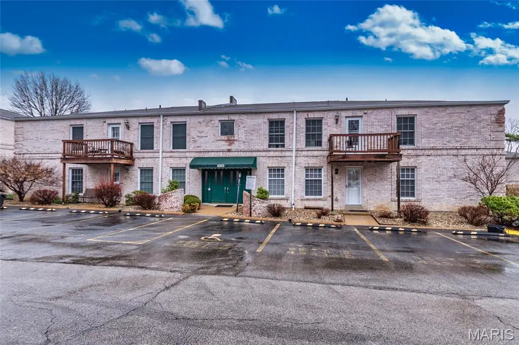 4351 Chateau De Ville Drive #C, Saint Louis, MO 63129 - #1