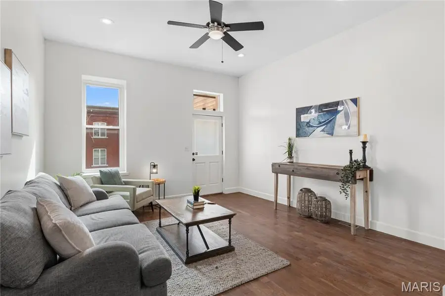 2845 Wyoming Street, Saint Louis, MO 63118 - #2