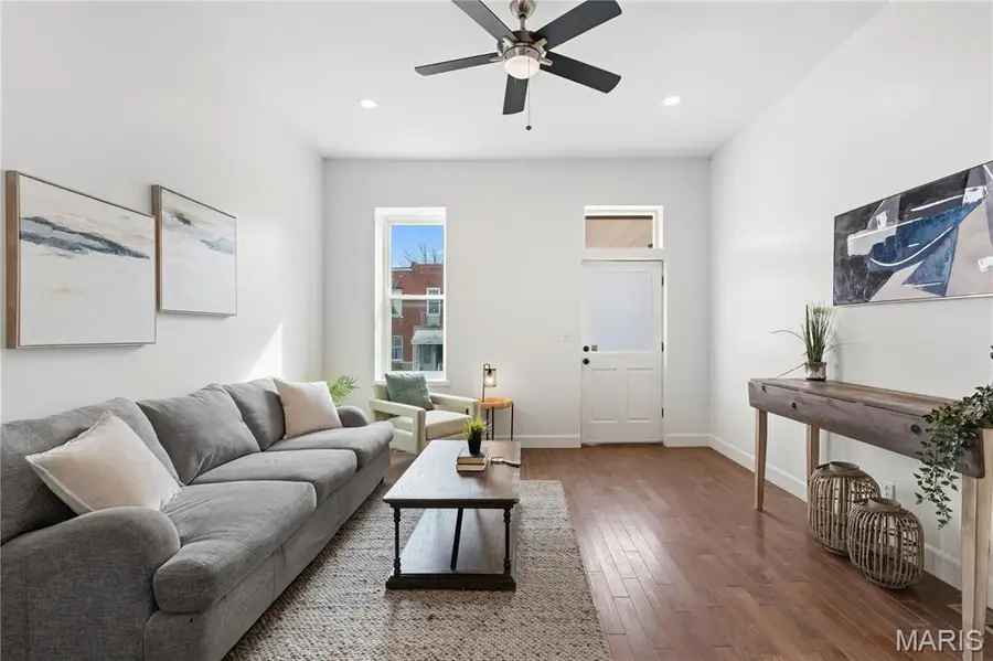 2845 Wyoming Street, Saint Louis, MO 63118 - #3