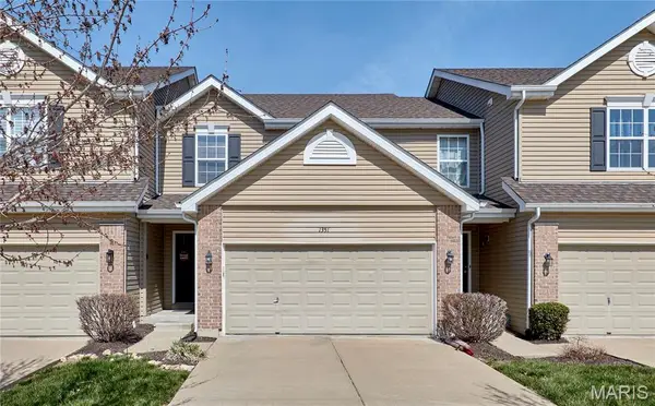 1351 New Charter Lane, O'Fallon, MO 63366