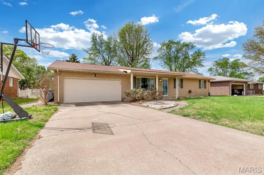 2122 Hamilton Drive, Granite City, IL 62040 - #3