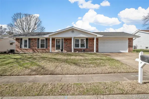3005 Headland Drive, St Charles, MO 63301