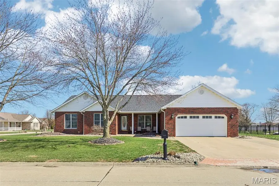 14220 Saint James Lane, Breese, IL 62230 - #3