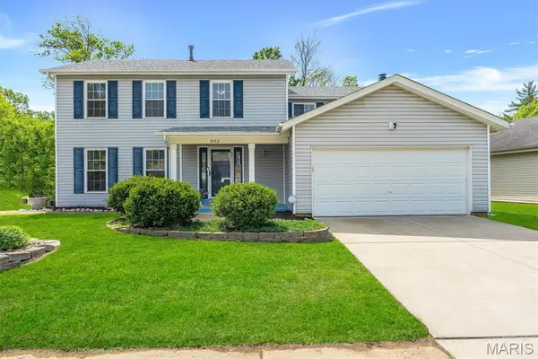 1912 Springtree Drive, Maryland Heights, MO 63043