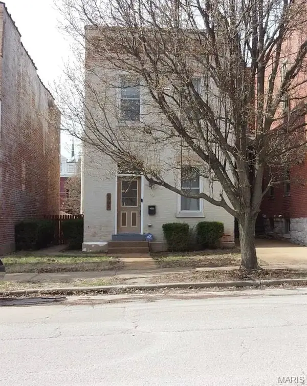 2703 Mcnair Avenue, St Louis, MO 63118
