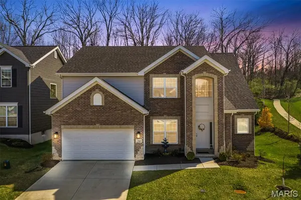 280 Arbors At Bridle Path, Ballwin, MO 63021