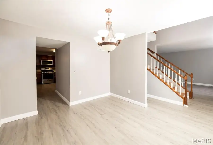 5439 Vernon Avenue, Saint Louis, MO 63112 - #2